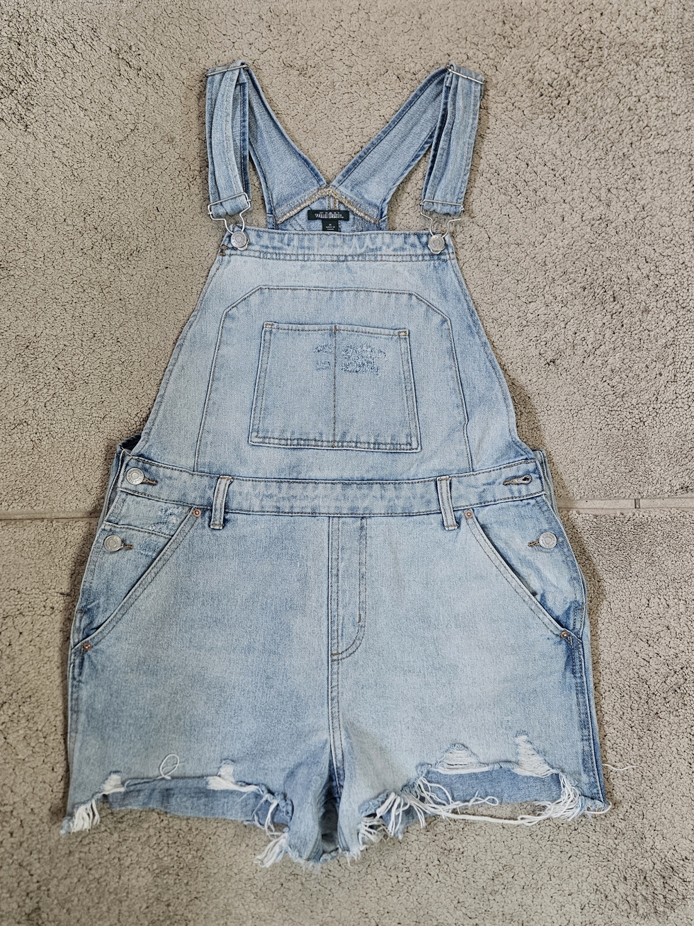 Wild Fable Denim Short Overalls – Light Wash | Size Medium - Picture 3 of 8